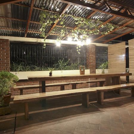 De Hostel Jogyakarta Zewnętrze zdjęcie